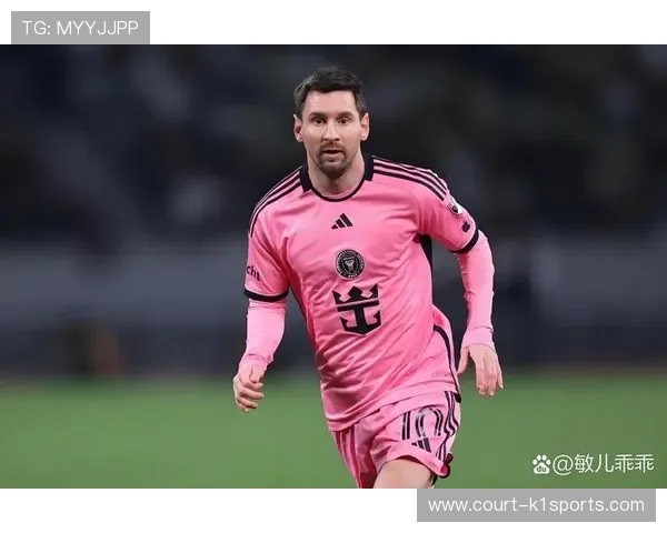 《猜球星足球第二季：揭开足坛传奇人物的神秘面纱》