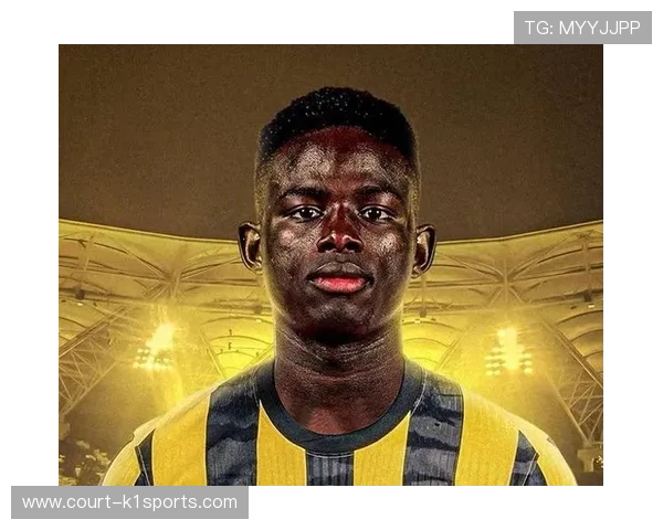 足球球星勃起事件引发网友热议关注身体健康与职业压力问题